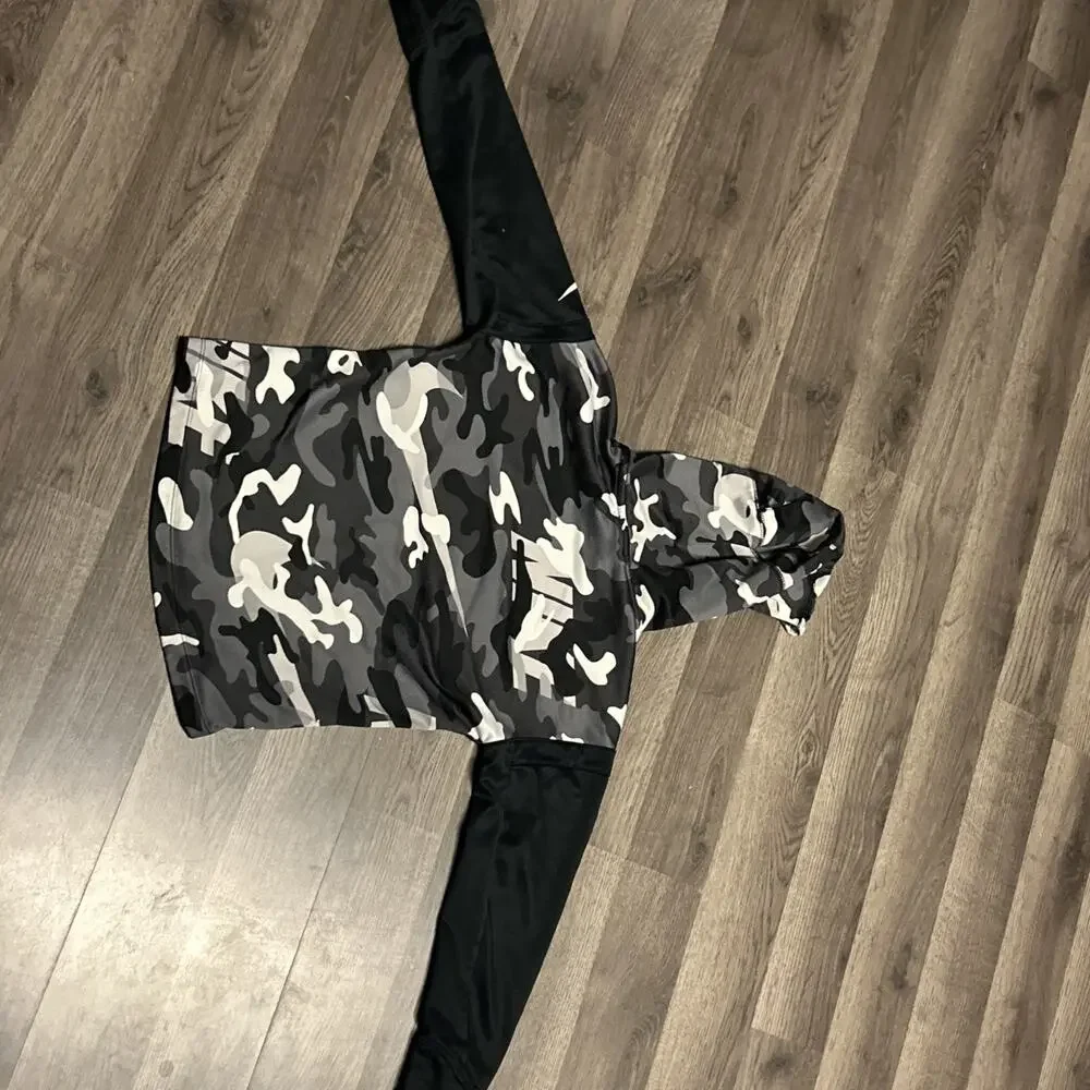 Boys Small Nike Dri Fit Black White Grey Camouflage Print Hoody